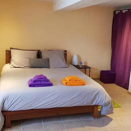 Des Km A Bed & Breakfast La Ronde (Charente-Maritime)