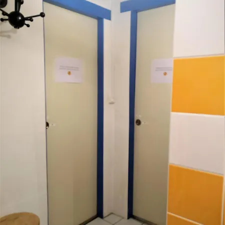 Des Km A Bed & Breakfast *