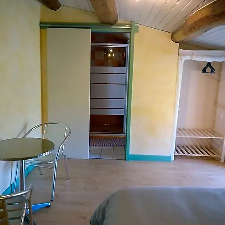 Des Km A Bed & Breakfast La Ronde (Charente-Maritime)