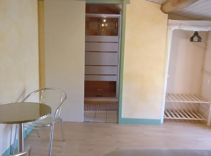 Des Km A 住宿加早餐酒店 *